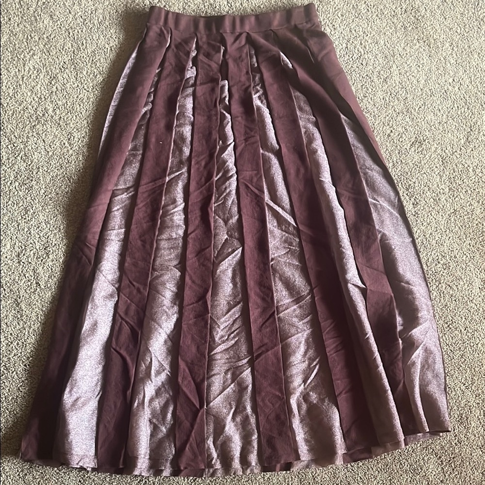 Elegant Purple Pleated Skirt
